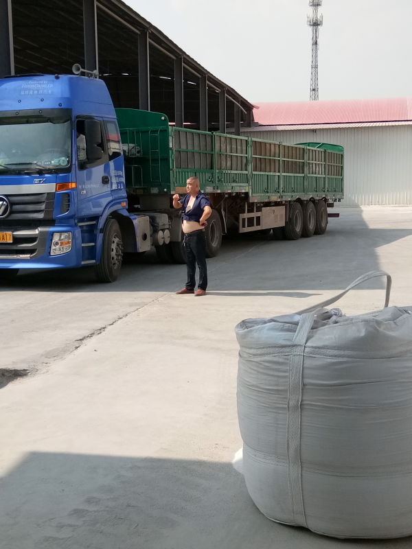 白剛玉微粉發(fā)往山東周總